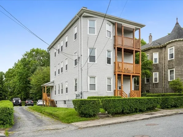 29 Tatman St, Worcester, MA 01607