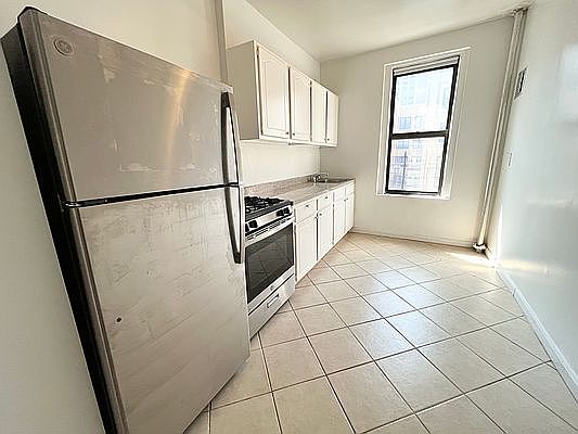 4th image of 238 Fort Washington Ave APT 41