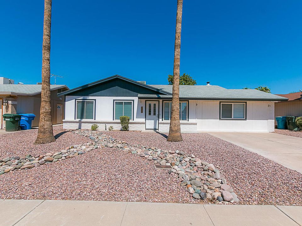 1st image of 4062 E Aster Dr
