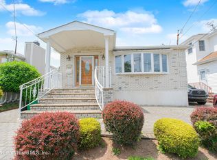 119 Stafford Ave, Staten Island, NY 10312