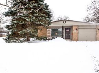 1416 Sherwood Rd, Highland Park, IL 60035