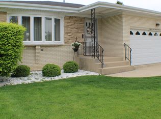 8537 N Ottawa Ave, Niles, IL