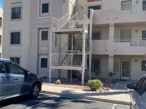 2004 Mesquite Ln APT 201, Laughlin, NV 89029