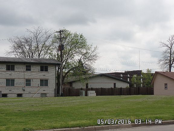 3rd image of 3301 Philadelphia Dr