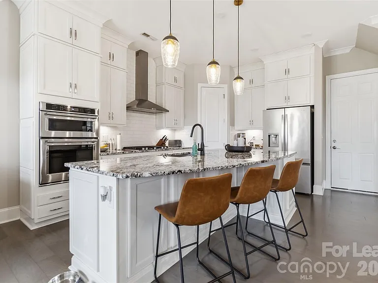 13013 Butters Way — Photo 10