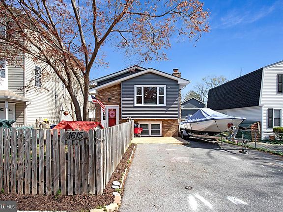 4th image of 1615 Ruxton Rd