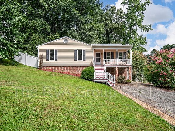 2nd image of 4718 Mason Dale Dr