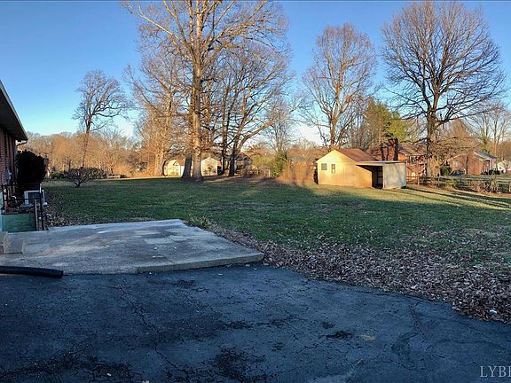 5th image of 583 Rainbow Forest Dr
