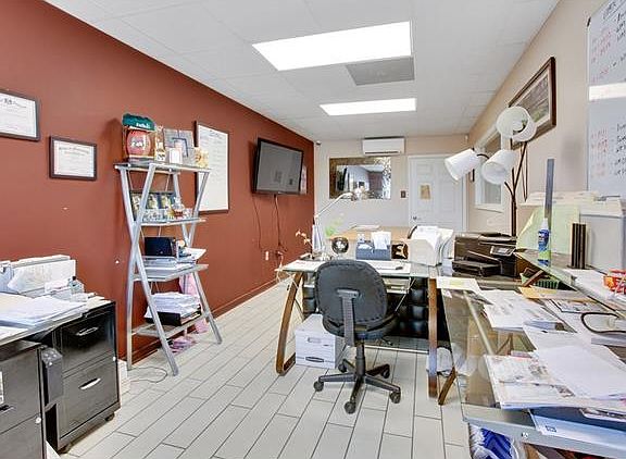 4th image of 3221 26th St