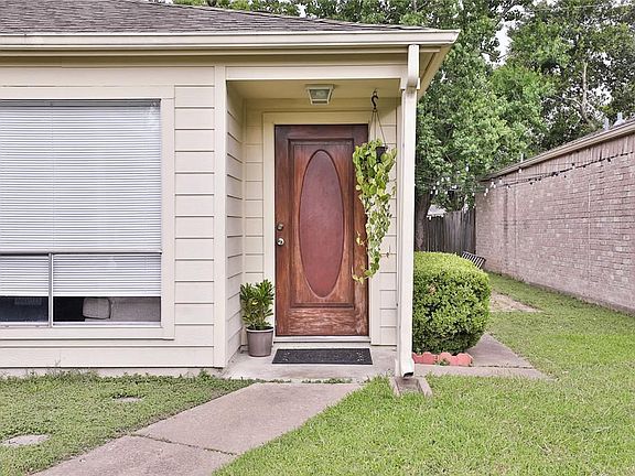 5th image of 16274 Indian Mill Dr