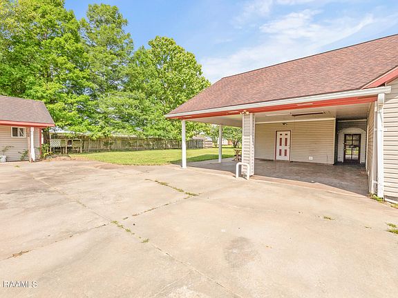 4th image of 1014 Sugarland Dr