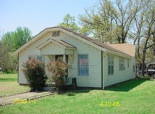 207 Bayless, Wister, OK 74966