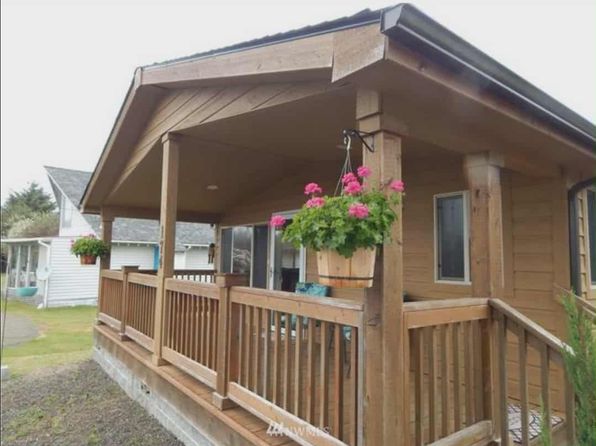 174 N Wynoochee Dr SW