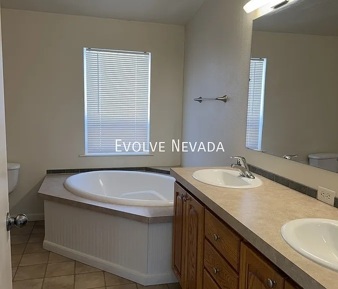 5320 Ruby Creek Ct — Photo 14