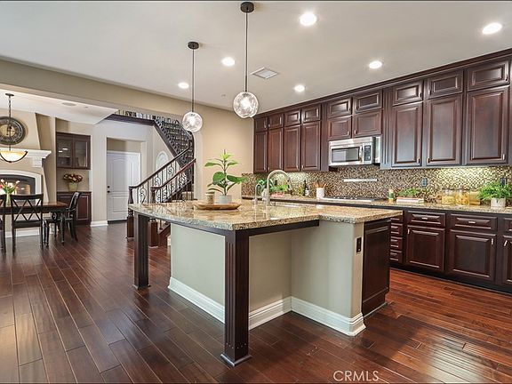 3rd image of 21 Rincon Way