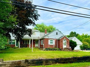 616 Sandy Hill Rd, Irwin, PA 15642