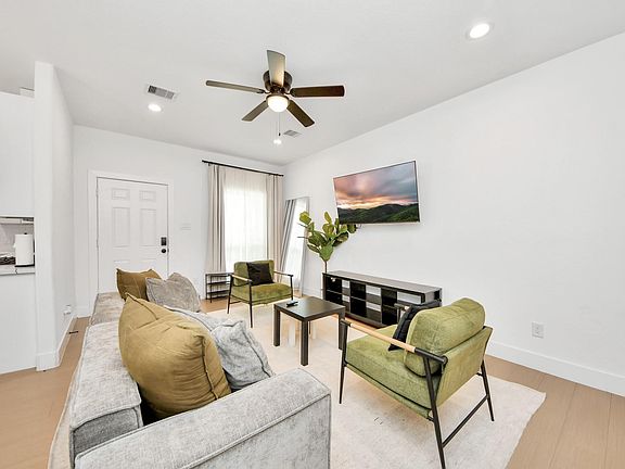 5th image of 5774 Heron Dr #B