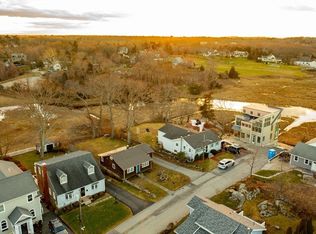 4 Chestnut Pl, Hingham, MA 02043