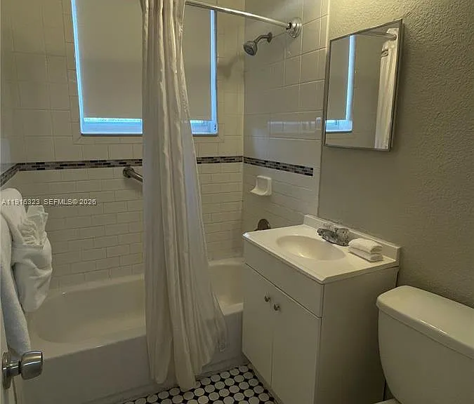 8100 Harding Ave #513 — Photo 15
