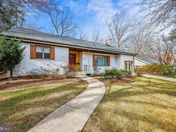 411 Pershing Dr, Silver Spring, MD 20910