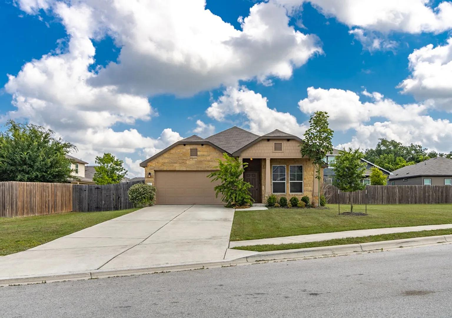 1411 Elbe St Pflugerville, TX 78660 — Photo 1