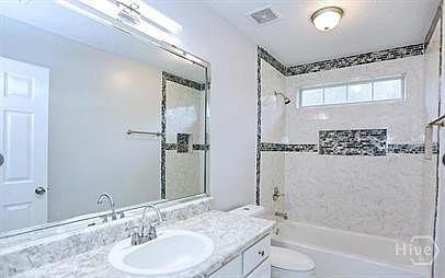 5th image of 122 Hopeland Drive