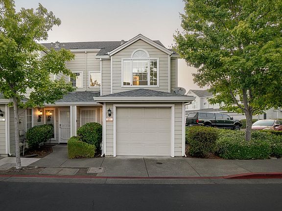 3rd image of 651 Laurel Grove Circle