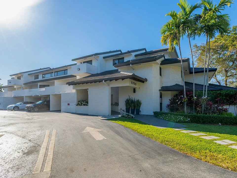 5750 Turin St #206