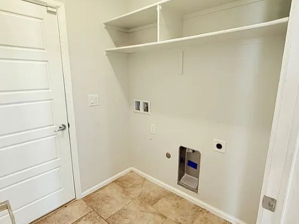 (undisclosed Address)