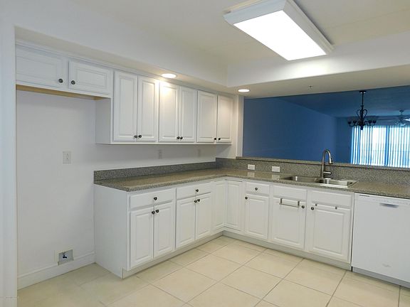 3rd image of 752 Bayside Dr Unit A502