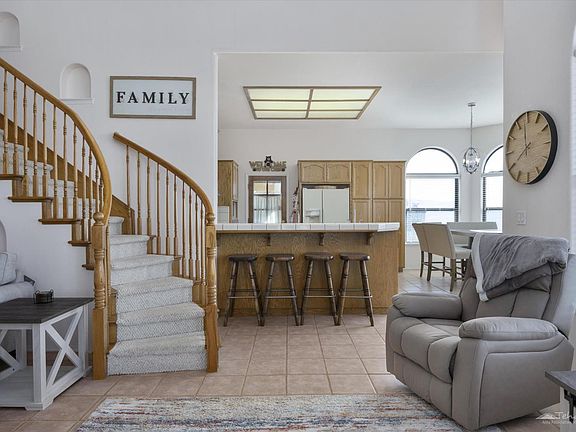 5th image of 23901 El Rancho Dr