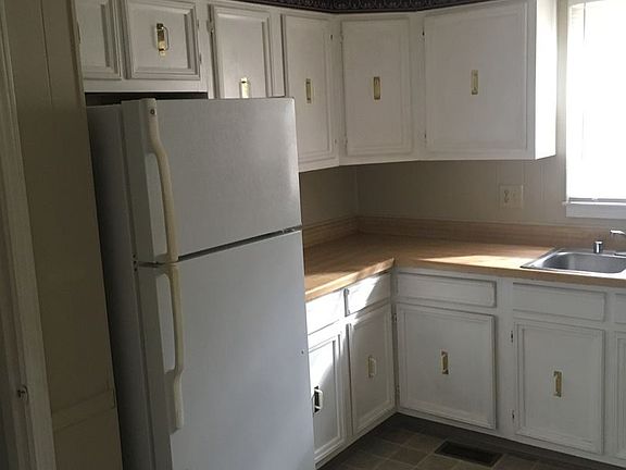 4th image of 1203 Shelby St APT 1