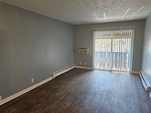 3rd image of 2007 Carmel Dr #2019-22