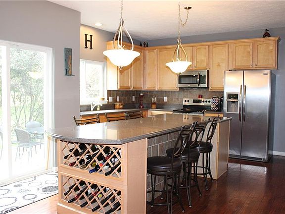 4th image of 5918 Mill Oak Dr