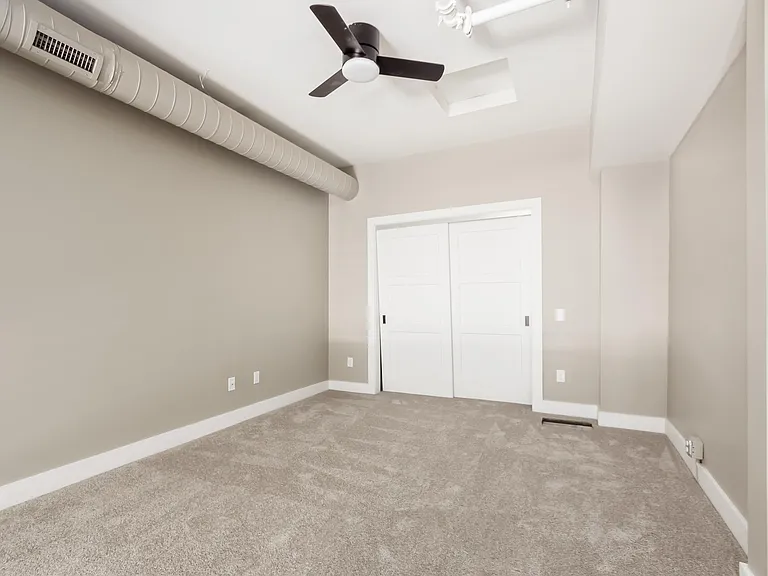 44 N High St #3B — Photo 11