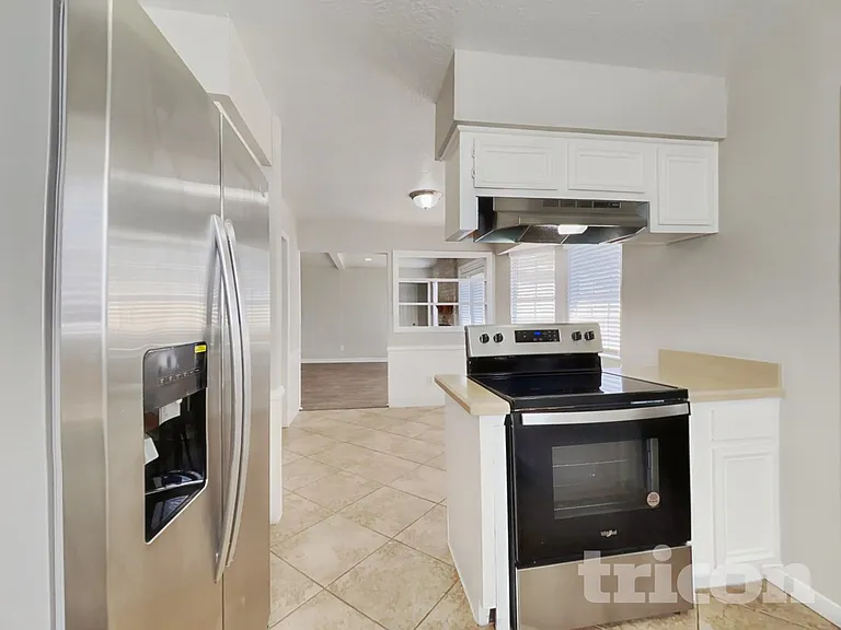 22731 River Birch Dr — Photo 6