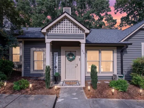 204 Tabor View Ln, Winston Salem, NC 27106