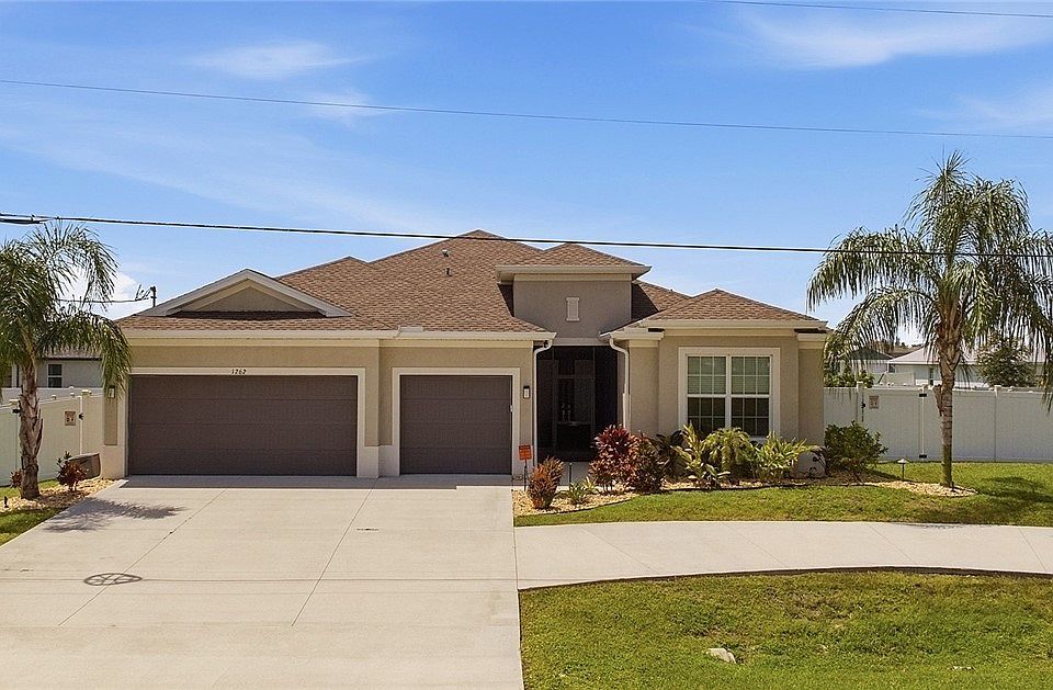 1st image of 1262 N Gator Cir