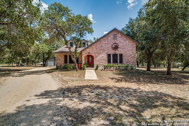 1st image of 151 Scenic Oak Dr
