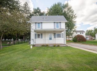 12 Hyde Rd, Clarklake, MI 49234