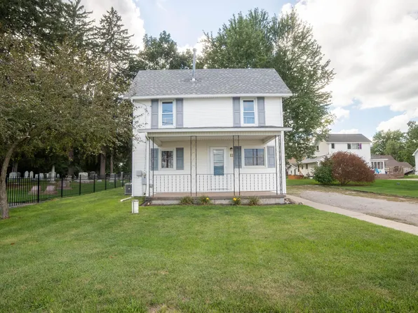 12 Hyde Rd, Clarklake, MI 49234