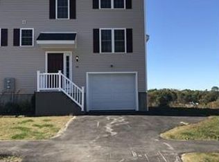 26 Bittersweet Blvd, Worcester, MA 01607