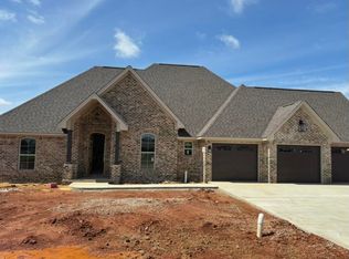 195 Wynchase Dr E, Muscle Shoals, AL 35661