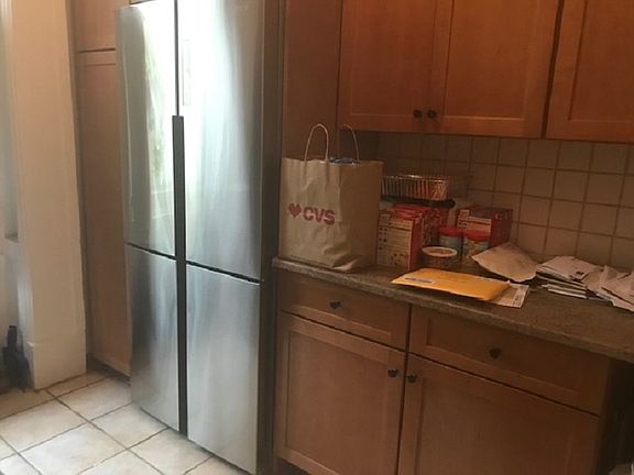 4th image of 27 Pierrepont St APT 1F