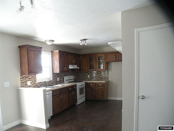 4th image of 2717 Westridge Dr