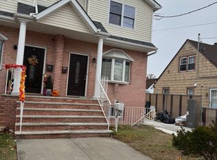 566 Watchogue Rd, Staten Island, NY 10314