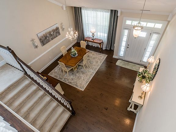 5th image of 19 Sassafras Ln