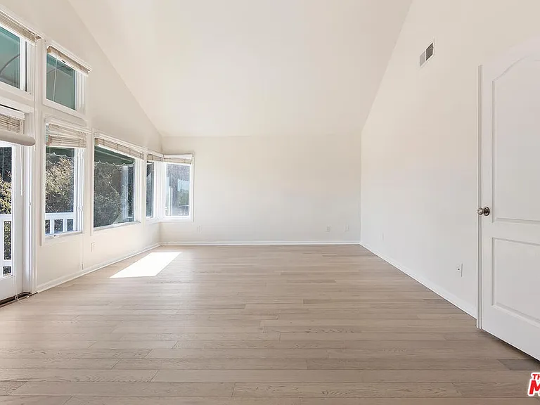 3767 Paseo Primario — Photo 18