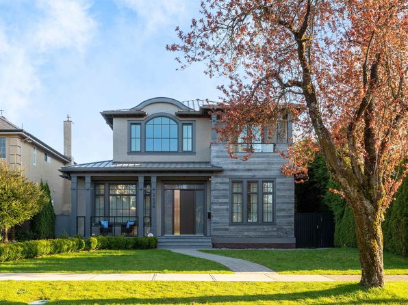 2638 W 22nd Ave, Vancouver, BC V6L 1M2