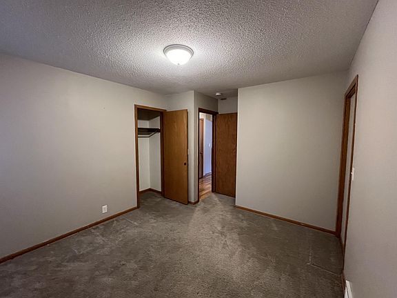 4th image of 3503 Aquila Ave S #1